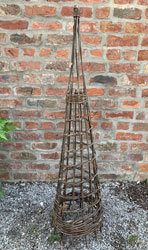 1.2m Willow Obelisk - Rustic