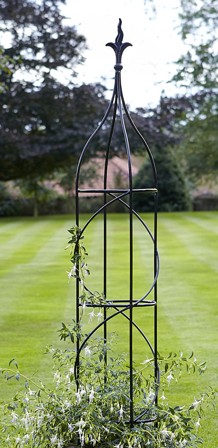 150cm Swirl Garden Obelisk