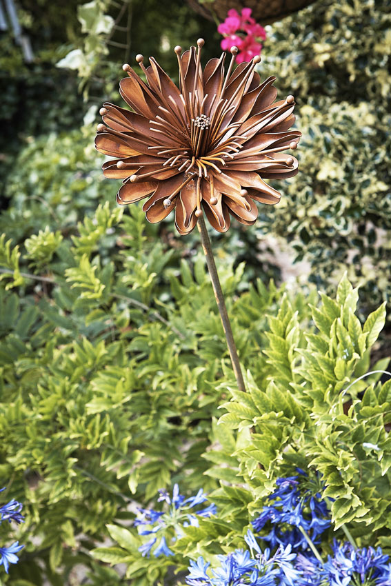 Rust Aster Decorative Flower Stake