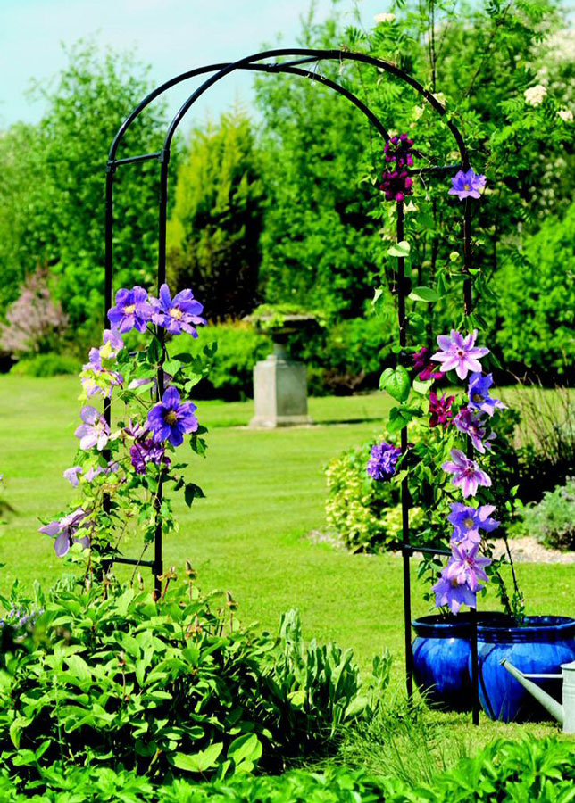 Classic Metal Garden Arch