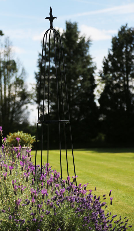 2.1m Harvington Garden Obelisk