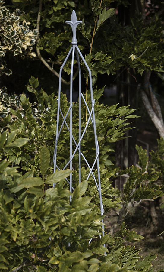 1.2m Nostell Grey Garden Obelisk