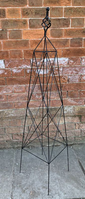 Steeple Garden Obelisk Black 120cm