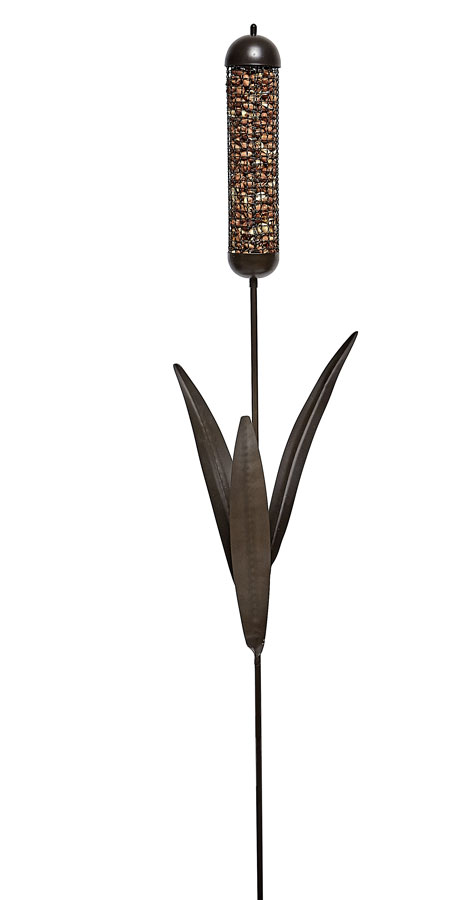 Bulrush Peanut Bird Feeder