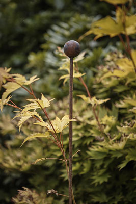 Rusty Ball Plant Stake