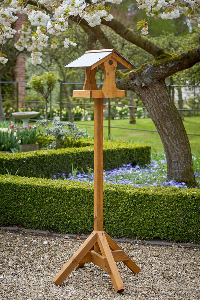 Wooden Bird Slate Roof Table Clover